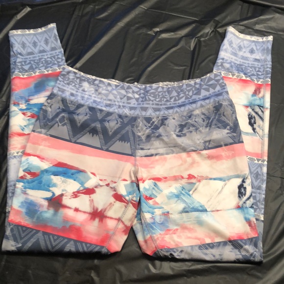 Workout pants - Picture 1 of 3